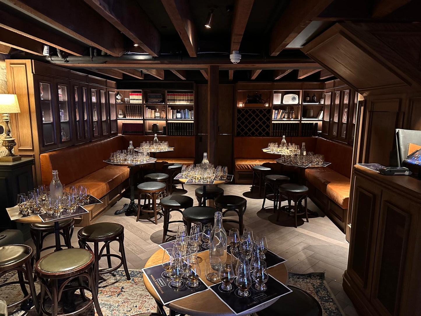 Gratitude & Glitter Christmas Event